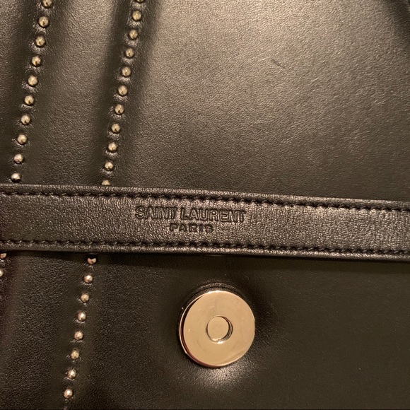 (TRADED) Auth YSL Studded Envelope Shoulder Bag - Picture 5 of 8